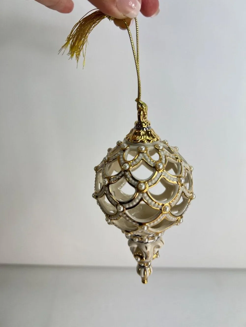 Lenox Gold & Pearl Florentine Spire Ornament With Original Box
